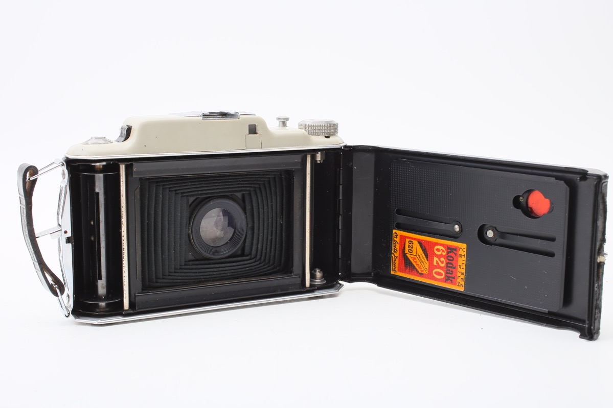 Kodak 620 folding Medium format Model 33 camera+100mm f4.5 Angenieux