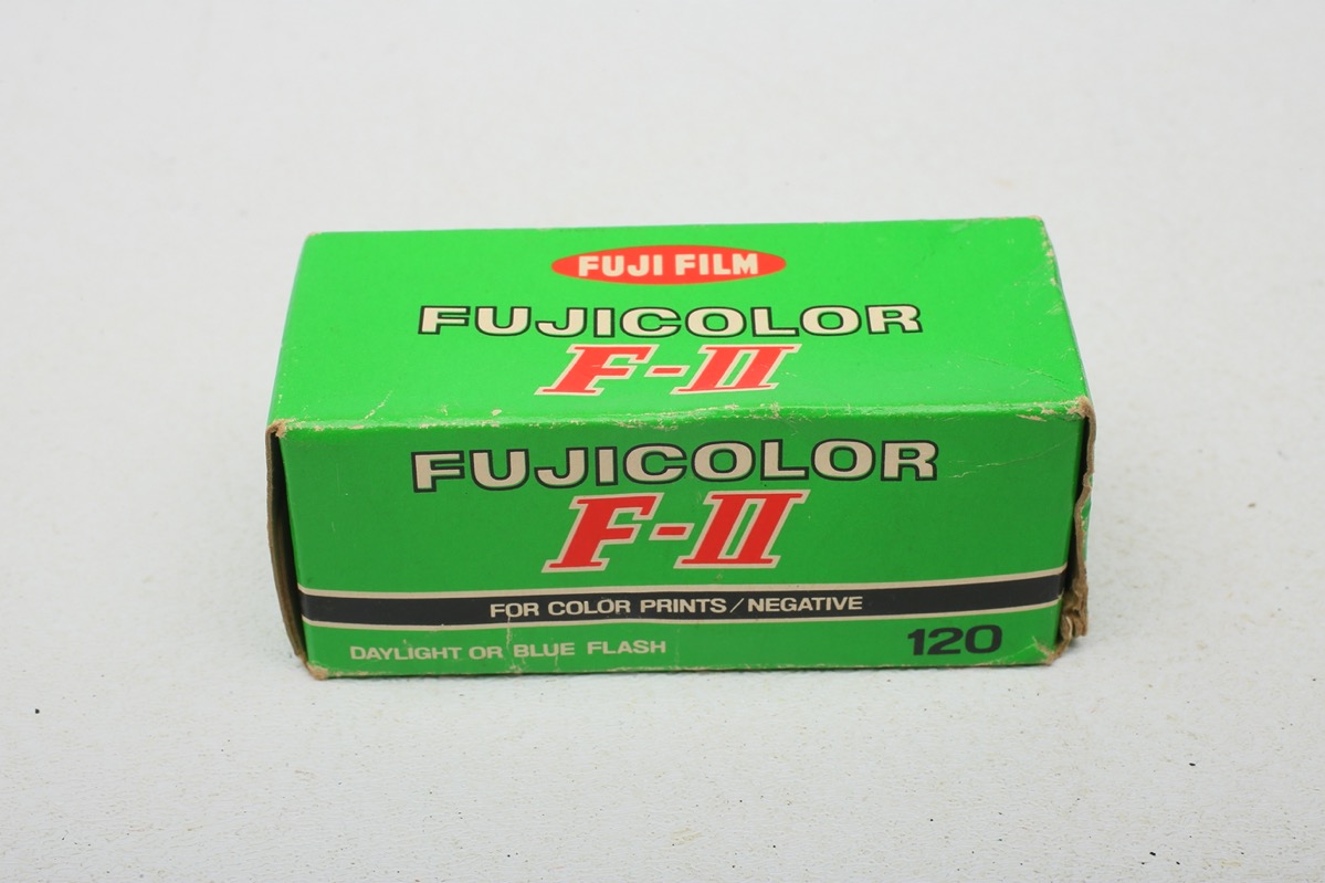 その他 Fujicolor Reversal Film RT125 16mm Fuji Fujicolor F-II - 100 ISO Color Print -120 Film- exp