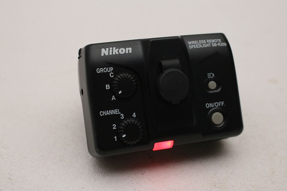 Sold: Nikon Close-up Speedlight Commander Kit R1C1 Wireless Sold: Nikon Close-up Speedlight Commander Kit R1C1 Wireless