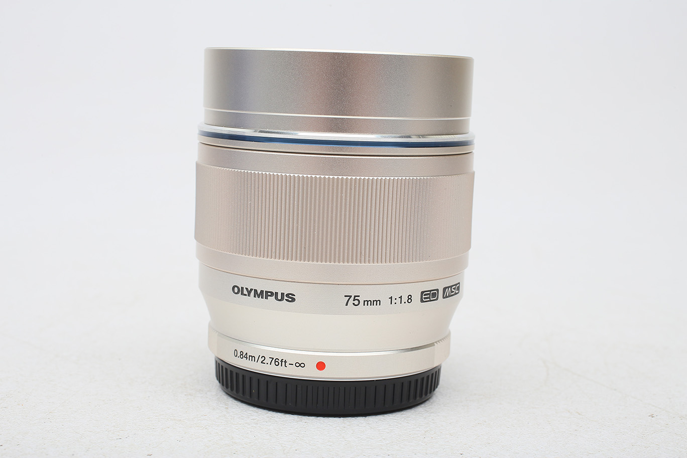 FS: Olympus Pen Zuiko Digital 75mm f1.8 ED MSC - Silver - MINT